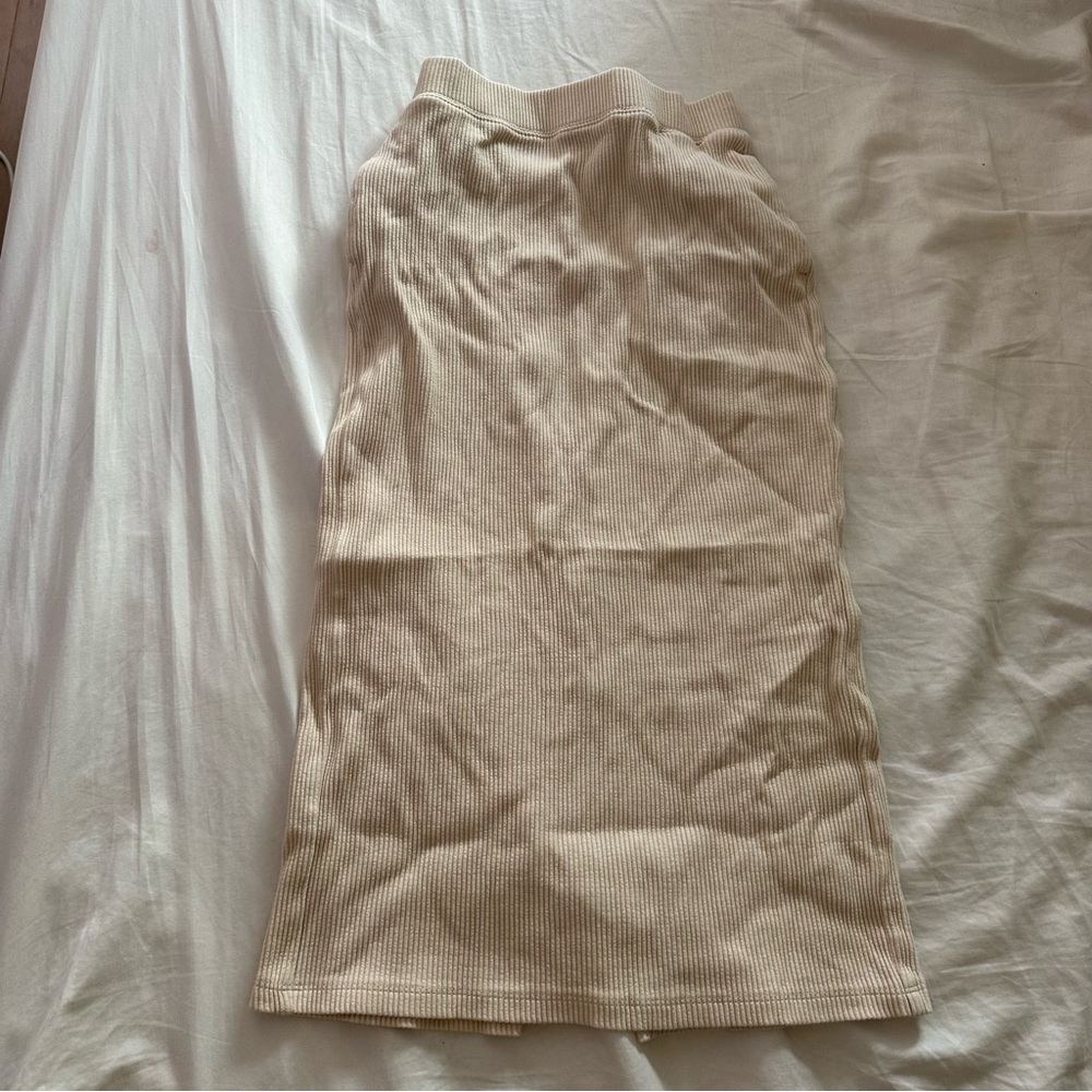 Uniqlo Sweater Ribbed Midi Skirt